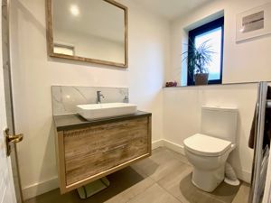 En-Suite Shower Room - click for photo gallery